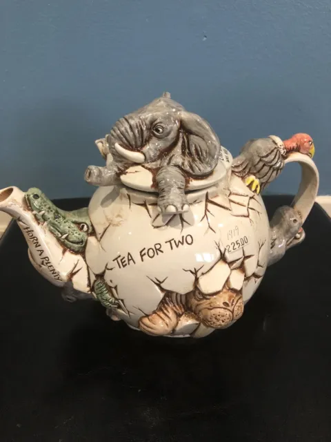 Harmony Kingdom Crackin' Brew Teapot Made England LE1919.NWT Unused.w/Box.~