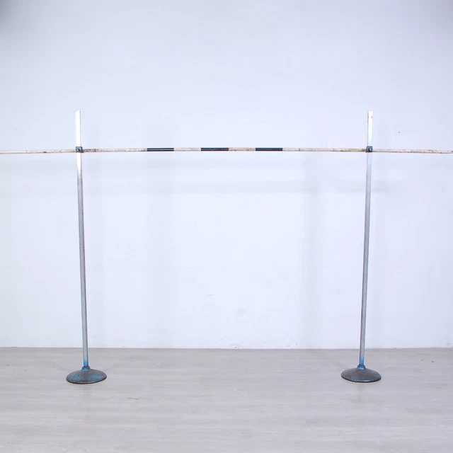 Asta e coppia ritti per salto in alto sport palestra vintage scuola anni 70 80