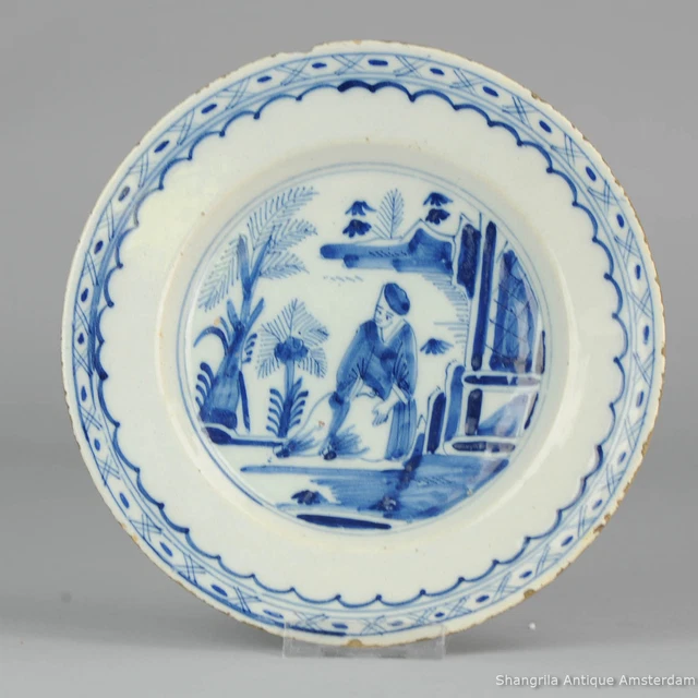 17C / 18c Dutch Delftware Plate after Chinese Porcelain