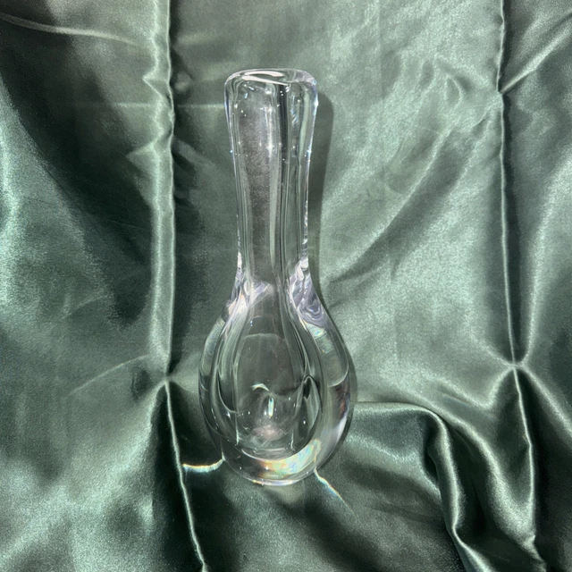 KOSTA BODA TEARDROP Raindrop Vase Signed 47801 Warff Sweden