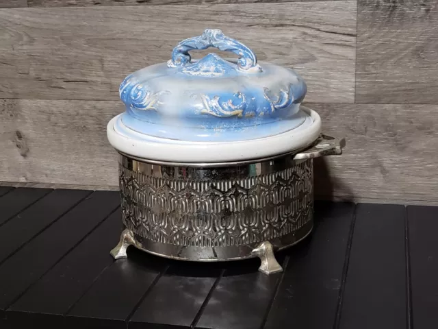 https://www.picclickimg.com/gkYAAOSwE1djnpnd/Vintage-Royal-Rochester-Syracuse-China-Casserole-Dish-W.webp