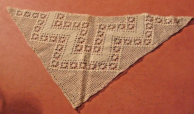 Colletto Vintage Fatto A Mano In Cotone Fine Uncinetto Piccolo Triangolo Crema Scura Bambino