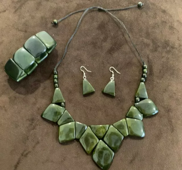 Tagua Nut Green Necklace, Earrings & Bracelet, Necklace Set