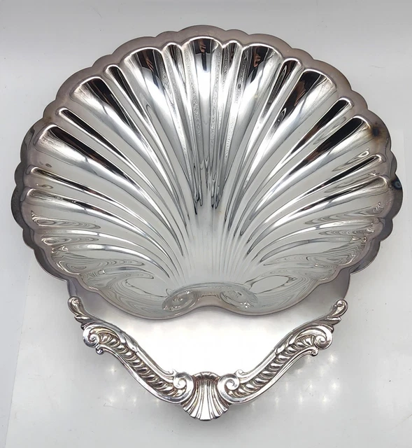 LUNT Silver Plate G-21 Clam Shell Shaped 11 3/4" Dish NEW and UNUSED