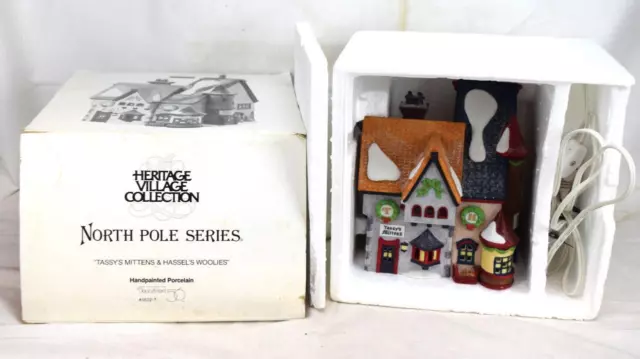 Dept 56 Heritage North Pole Series Tassy's Mittens & Hassel's Woolies 5622-7 MIB