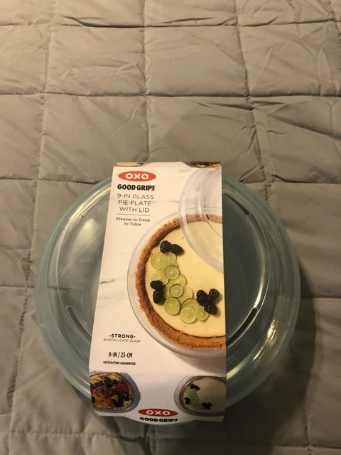 OxO Good Grips 9'' Inch Glass Pie Plate W/Lid 1 Count Bowl/plate and lid Strong