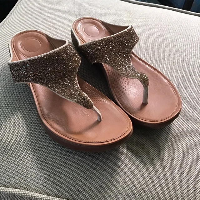 FitFlop Lulu Glitz Toe Thong Flip Flop sandals Rose Gold Size 6