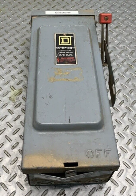 SquareD Safety Switch Heavy Duty HU361RB 600VAC/VDC 30A Electric Disconnect P-29 SquareD Safety Switch Heavy Duty HU361RB 600VAC/VDC 30A Electric Disconnect P-29