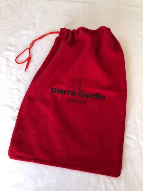 Housse De Protection Pierre Cardin – Sac à Poussière Rouge – Unisexe – Occasion