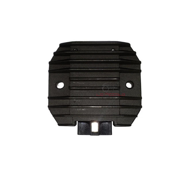 Régulateur De Tension 4-Pôles Pour Toyota RAV4 III 2.2 D (2006-2013) - Remplace 2706031100, 2706031101