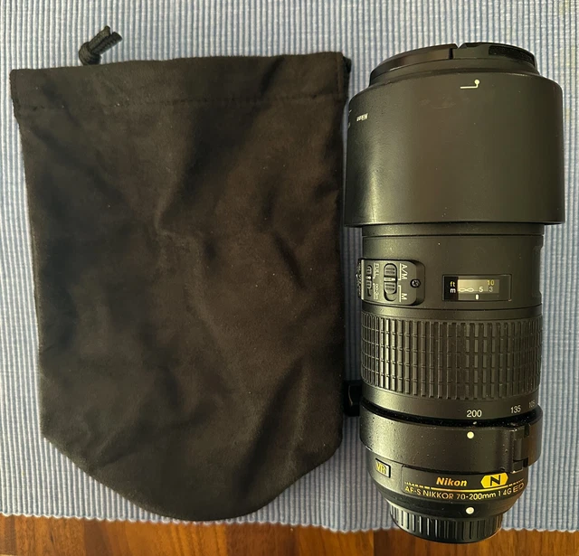 Nikon Nikkor AF 70-200 mm F/4 G ED Zoomobjektiv - Schwarz