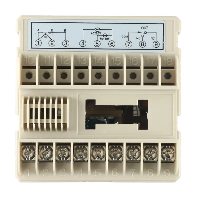 Termostato display digitale efficiente per controllo temperatura risparmio energetico