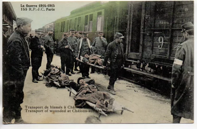 CHALONS SUR MARNE - Marne - CPA 51 - Militaires - Gare Blessés embarqués train
