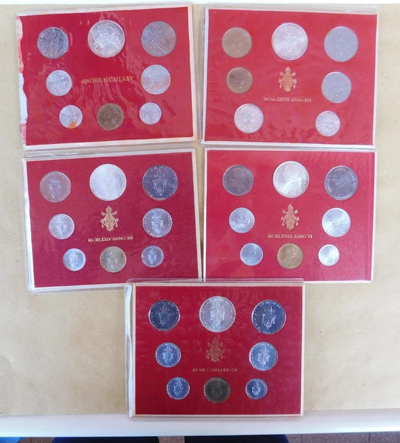 monete vaticane lotto 5 serie complete in confezione
