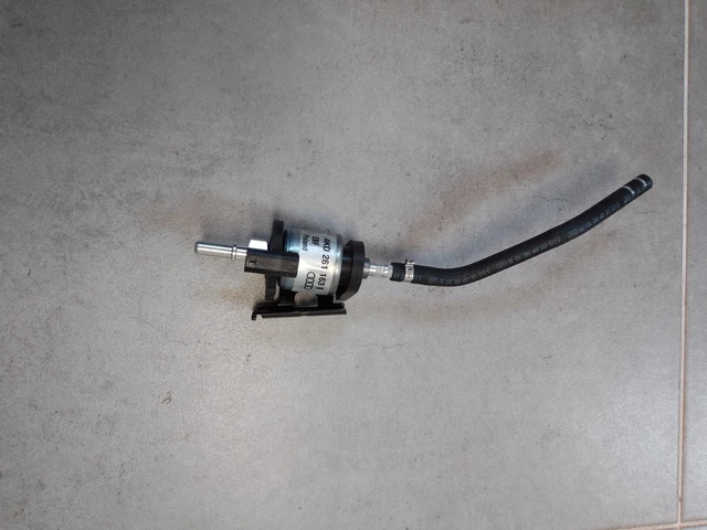 VW DOSIERPUMPE 4K0261163E - 4M0261163E Standheizung Eberspächer ...