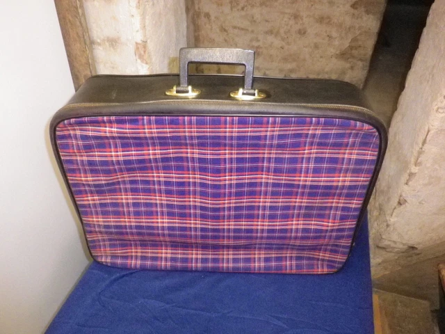Lot De 38 Autocollants Vintage De Voyage Années 30 Pour Valise, Scrapbooking, Bon état