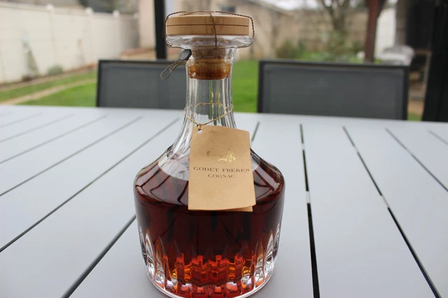 Cognac Godet Frères dans carafe Saint Louis
