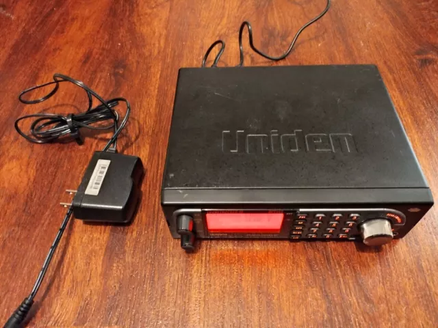 Uniden BCT15X Scanner