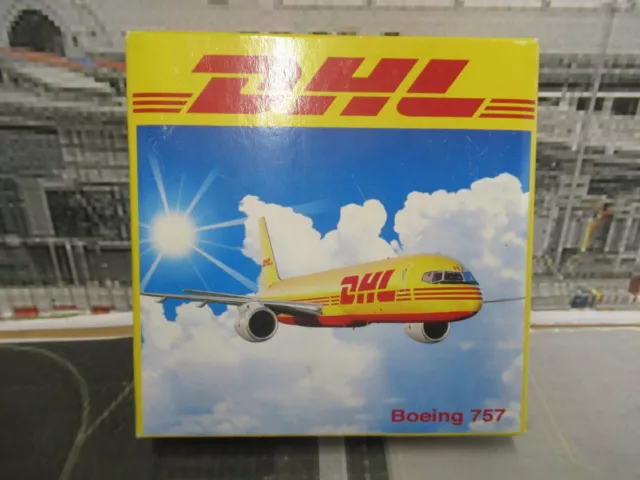 Aviation 1/400 ? Diecast Airliner Dhl Cargo Airlines Boeing 757-200F
