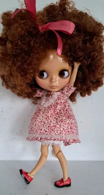 1/6 Blythe Muñeca Marrón Afro Cabello Zapatos a Medida Vestido Sin Bragas Hecho