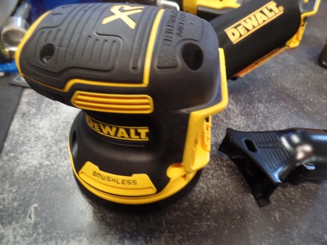 Nueva lijadora orbital aleatoria inalámbrica DEWALT DCW210B 20V MAX XR 5" (herramienta desnuda)