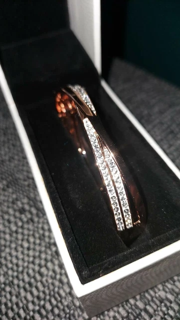Rose gold on sale bangle warren james