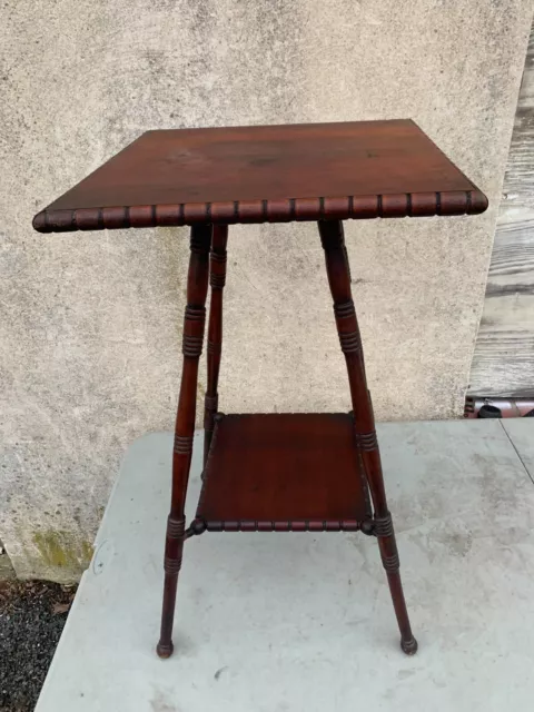 Antique Traditional English Mahogany Turned Leg Parlor Side Table Stand 2 Tier