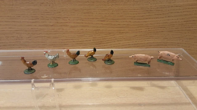 E10) Zinnfiguren Hühner/ Schweine - 8 Stk. - H:  1,6 cm   -  ansehen !!!