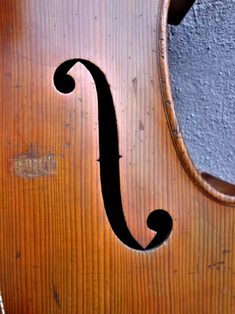 Old cello lab. "NEUNER & HORNSTEINER MITTENWALD 1880" - Altes Cello