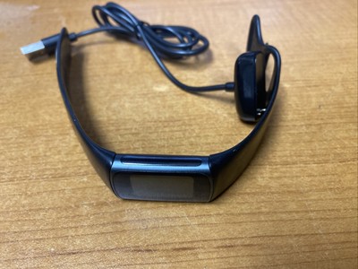fitbit built in gps