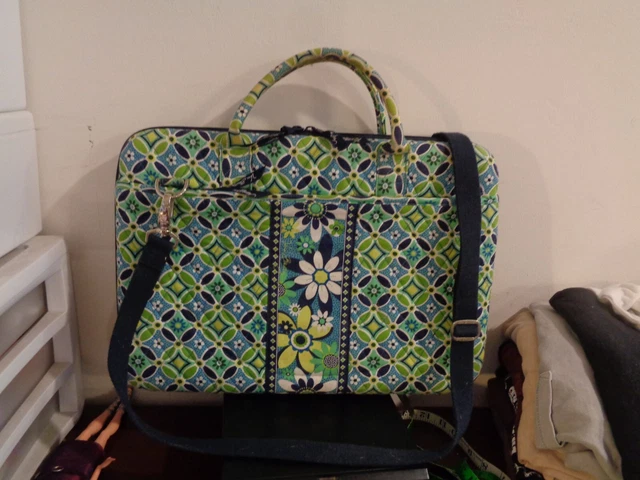 Vera Bradley 17" DAISY DAISY Quilted HARD CASE Computer Laptop
