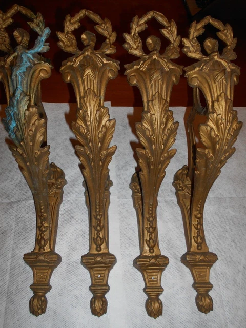 Supports de Tringle à Rideaux Antiques, France