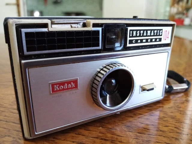 Macchina fotografica analogica vintage fotocamera Kodak Instamatic104