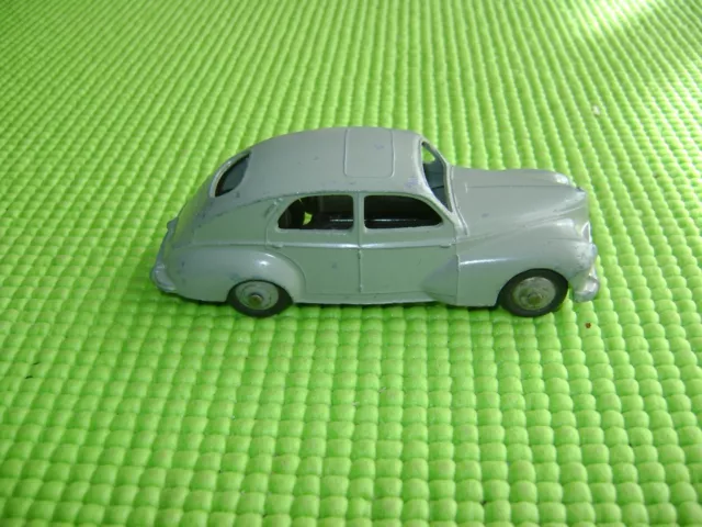 Dinky Toys 24R Peugeot 203 Jantes Grises Petite Lunette