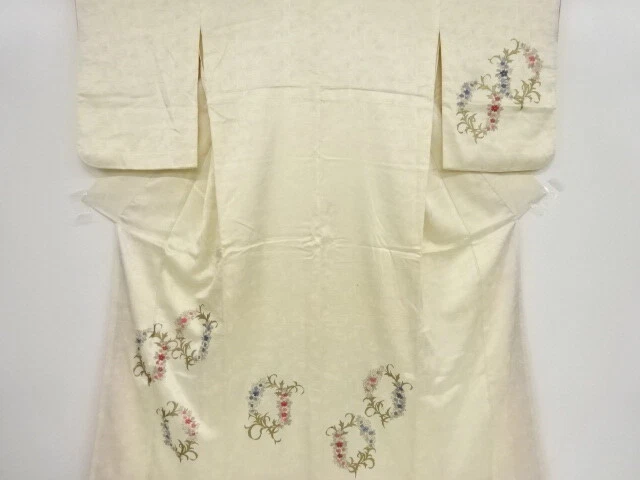42410# Japanese Kimono / Antique Kimono / Flower Roundel