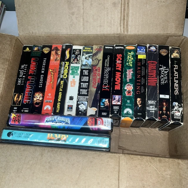 MIXED GENRE VHS Lot Of 17 Horror Cartoons & More TMNT Rugrats Scary