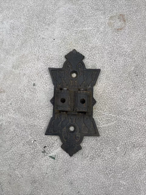 Cast Iron Double Bracket Oil Lamp Swing Arm Ornate Black Wall Mount