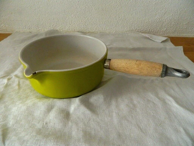 Casserole Le Creuset N°14 En Fonte émaillée Vert Pomme/anis Avec Couvercle - Occasion