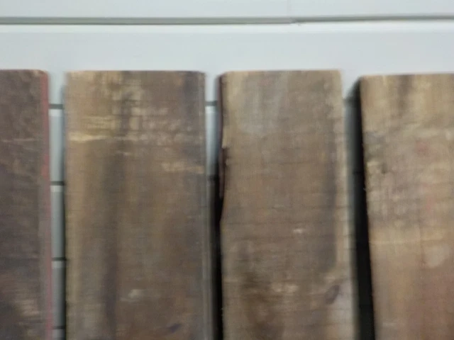 Reclaimed Weathered Wood Old Barn Board Wood Lumber Siding Rustic Decor Crafts 12