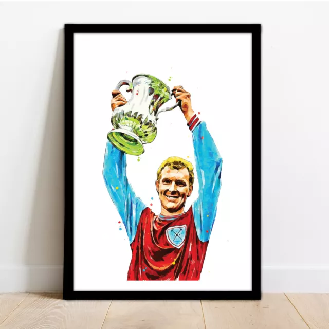 West Ham United - Bobby Moore - Framed Art Print Poster.