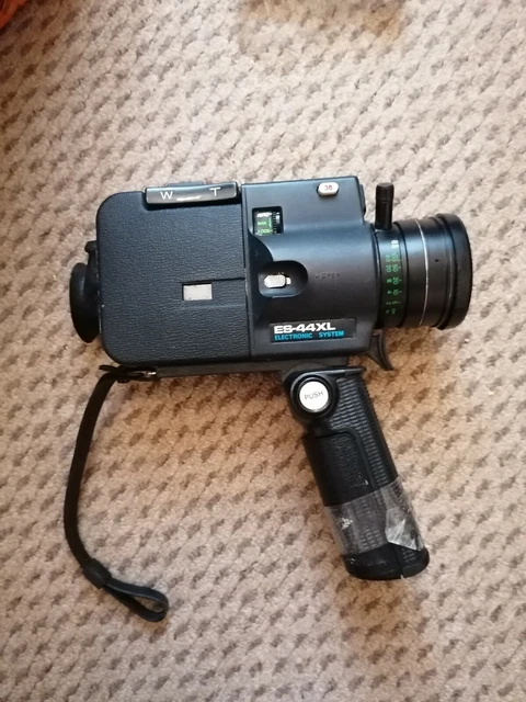 VINTAGE SANKYO ES-44XL Super Movie Camera With Leather Case And