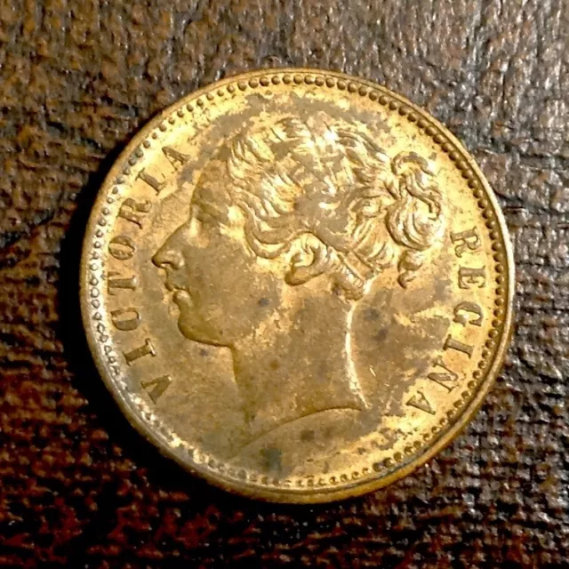 ~Great Britain  Queen Victoria Gilt Bronze Gaming Token - FREE US SHIPPING