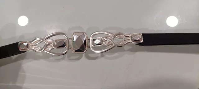 Chicos split  Leather Womens Black Silver Sz M/L Adjustable Clasp Front Belt EUC