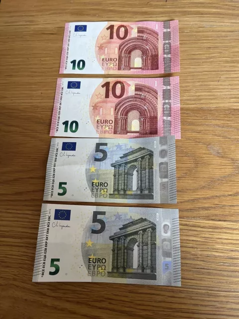 Euro Left Over Holiday Money €30 in Notes