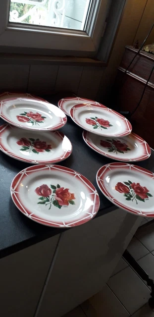 Sarreguemines France Digoin Cibon 8 Assiettes Plates 23 Cm