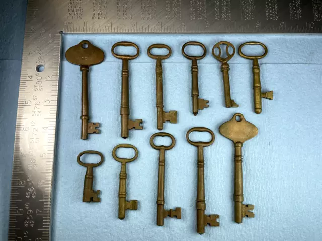 Lot of 11 Antique Vintage Solid Copper Brass Skeleton Keys