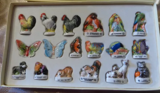 18 fèves de oiseaux, papillons, poissons, chiens, chats, peintes à la main