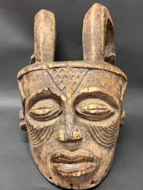 Kuba Helmet Mask