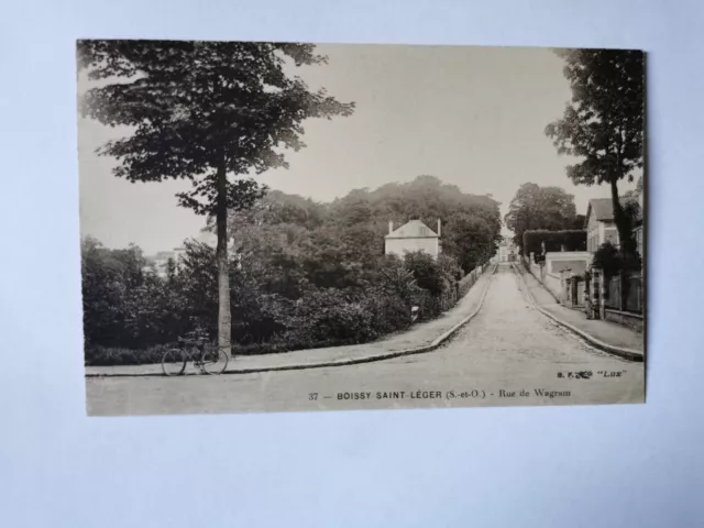 CPA 94 BOISSY-SAINT-LEGER - Rue de Wagram