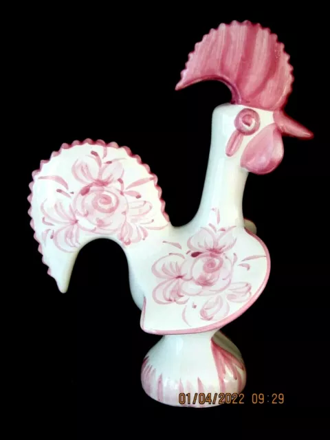 1 x VINTAGE CERAMIC/POTTERY COCKEREL, ROOSTER, PINK & WHITE - Approx. 8" tall